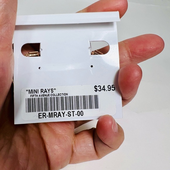 Fifth Avenue Collection Rose Gold Textured Hoop Earrings Moni Rays - Picture 6 of 8